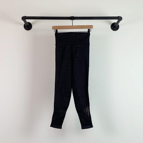 Athleta Halasana High Rise Seamless Tights Leggings In Charcoal Grey - Picture 7 of 9